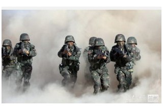 新型戰術衛生攜行裝具過濾槍炮聲同時攝取人員聲音