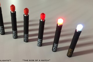 【亮點(diǎn)】世界上最小的火柴造型LED手電 有磁力還防水