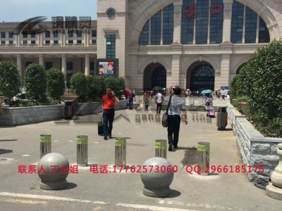 湖北路樁生產(chǎn)廠家 固定式路樁價(jià)格 防沖撞路樁 武漢路樁效果圖