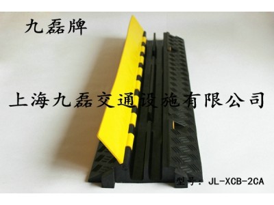 地面橡膠線槽板規格參數_二槽橡膠線槽板價格_優質路面橡膠線槽板廠家